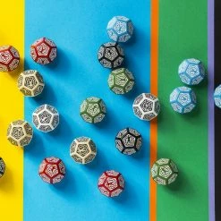 Q-Workshop D12 Red & White Hit Location