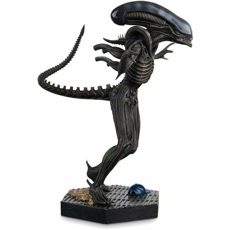 Alien Xenomorph Drone Figurine