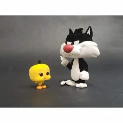 Looney Tunes Toys & Figures POP! & Tee: Sylvester & Tweety - Large