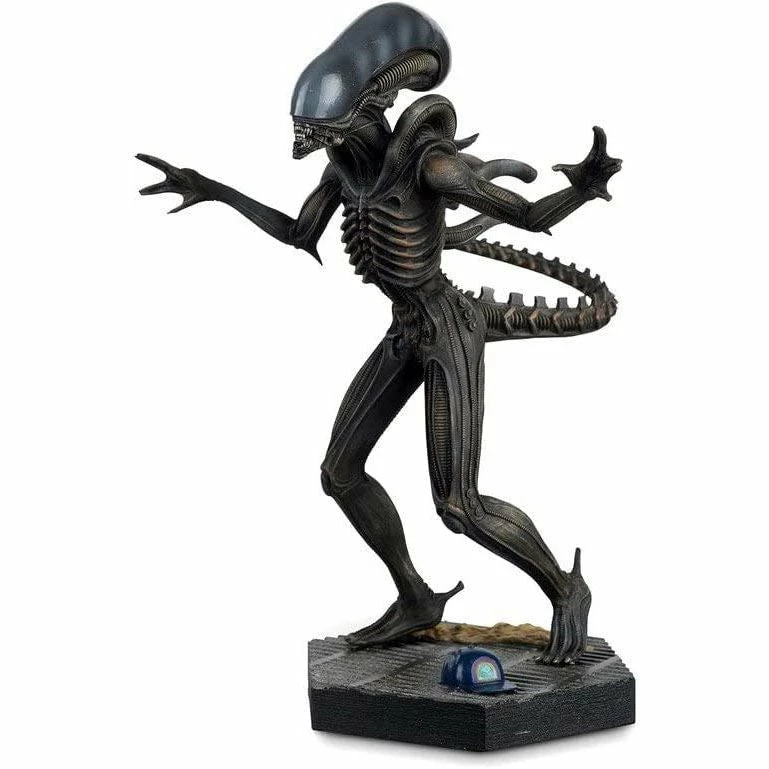 Alien Xenomorph Drone Figurine